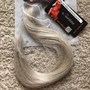 “Halo” hair extensions